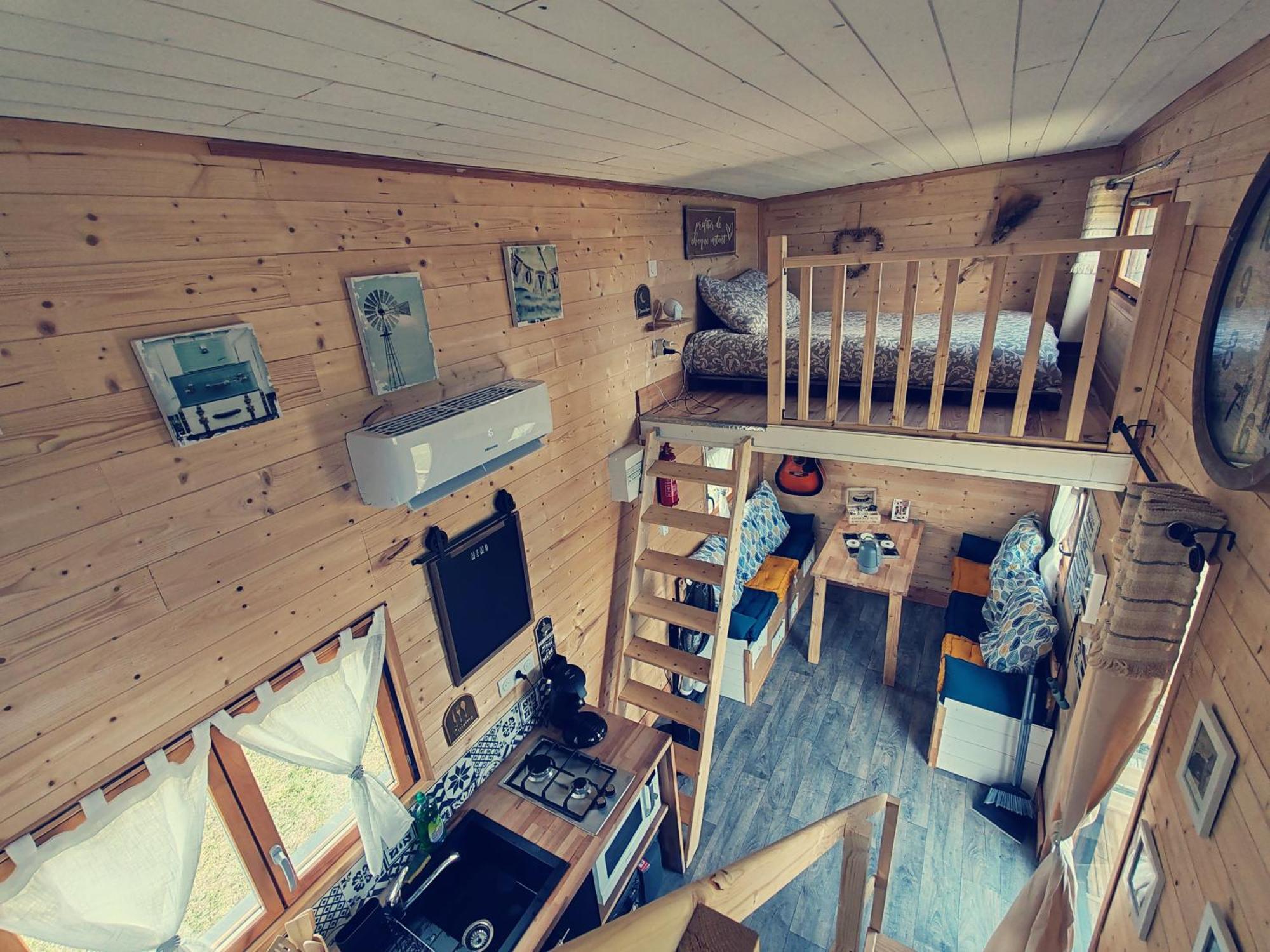 Tiny House Des Bougnats Villa Teilhede Eksteriør bilde