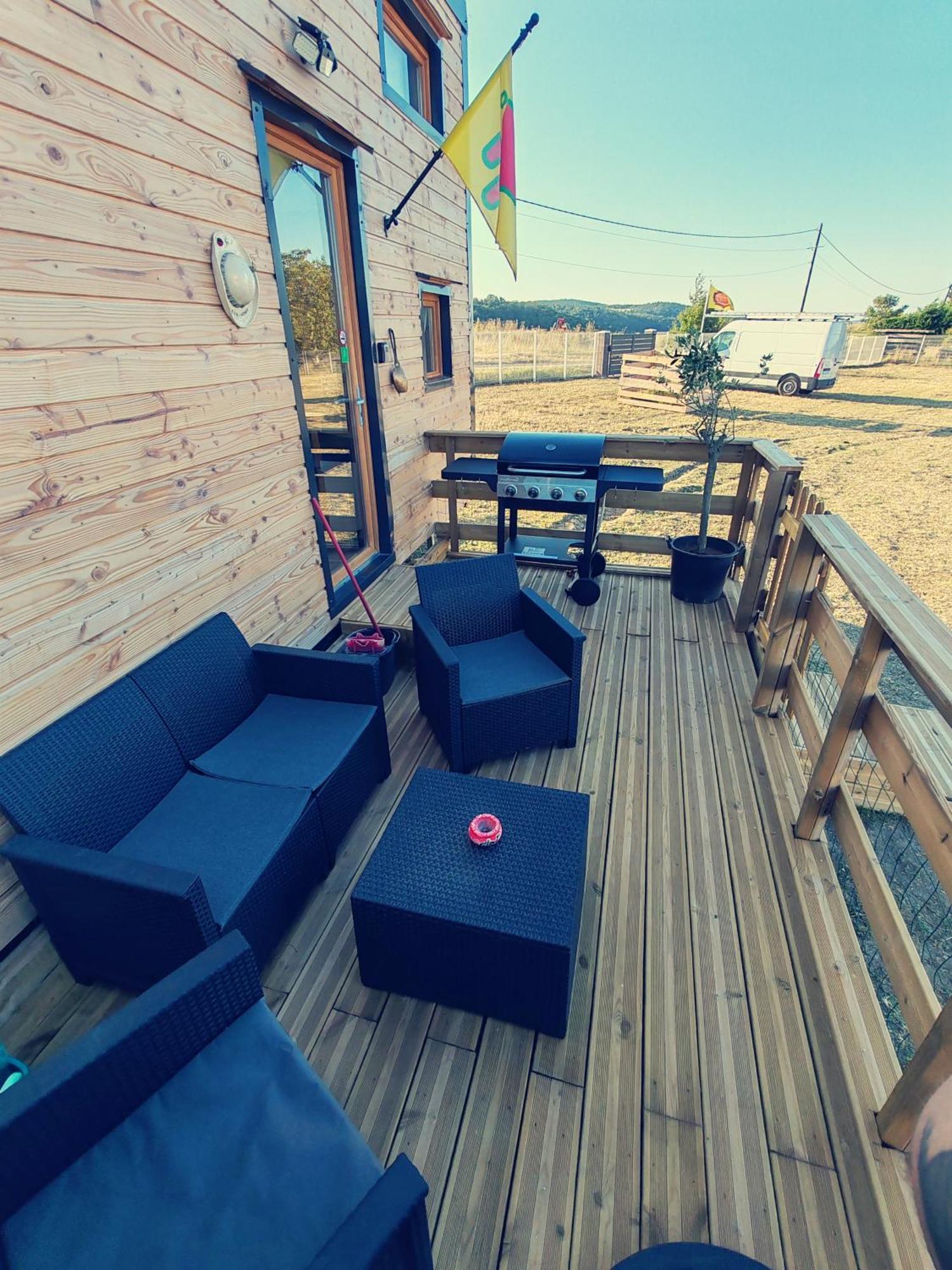 Tiny House Des Bougnats Villa Teilhede Eksteriør bilde